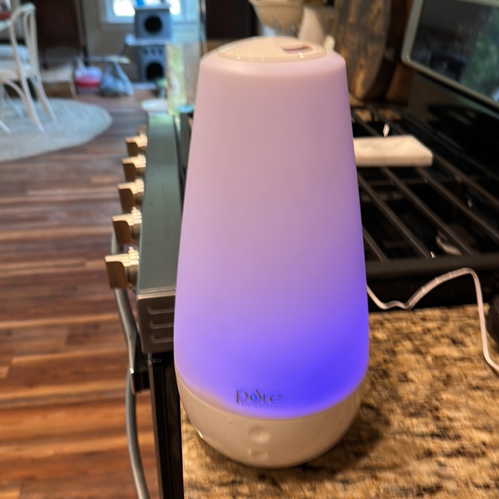 Pure Enrichment Essential Oil Diffuser - Picture 3 of 5